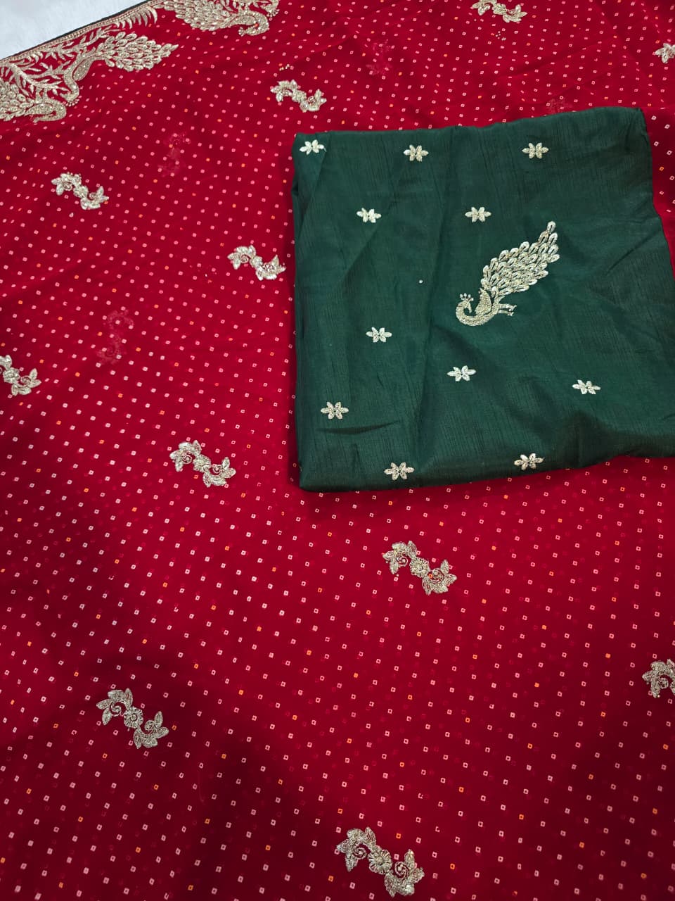 Exquisite Zari Embroidered Peacock Saree with Traditional Dotted Pattern